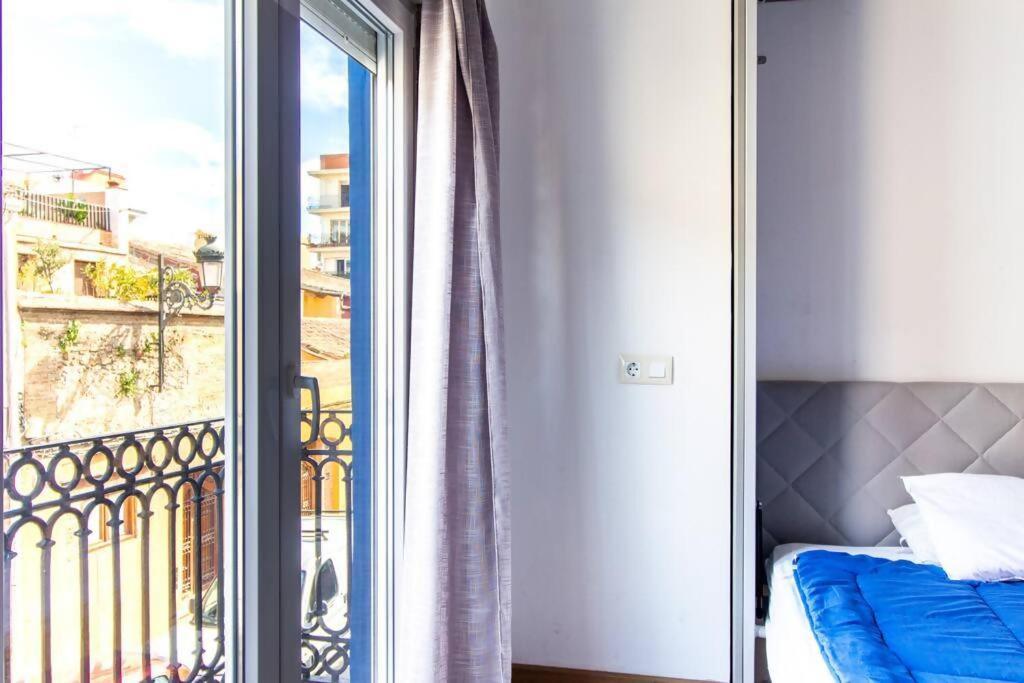 Apartamento Con Terraza Privada Cerca De La Playa Valencia Exterior foto
