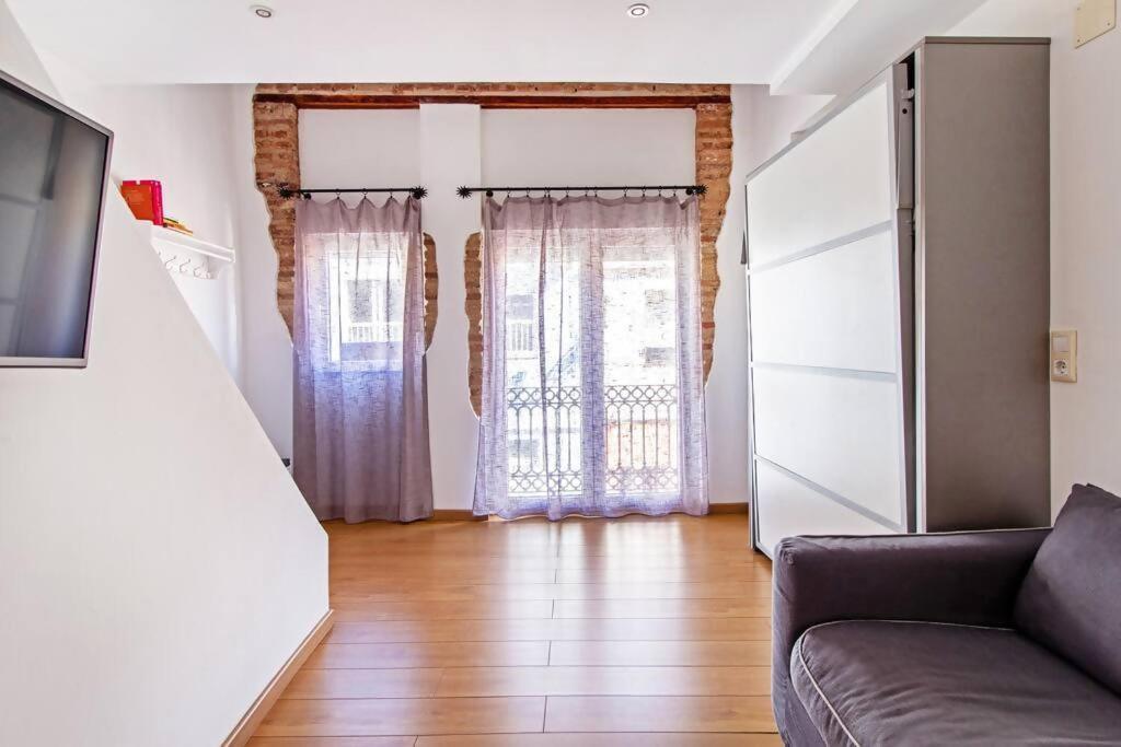 Apartamento Con Terraza Privada Cerca De La Playa Valencia Exterior foto